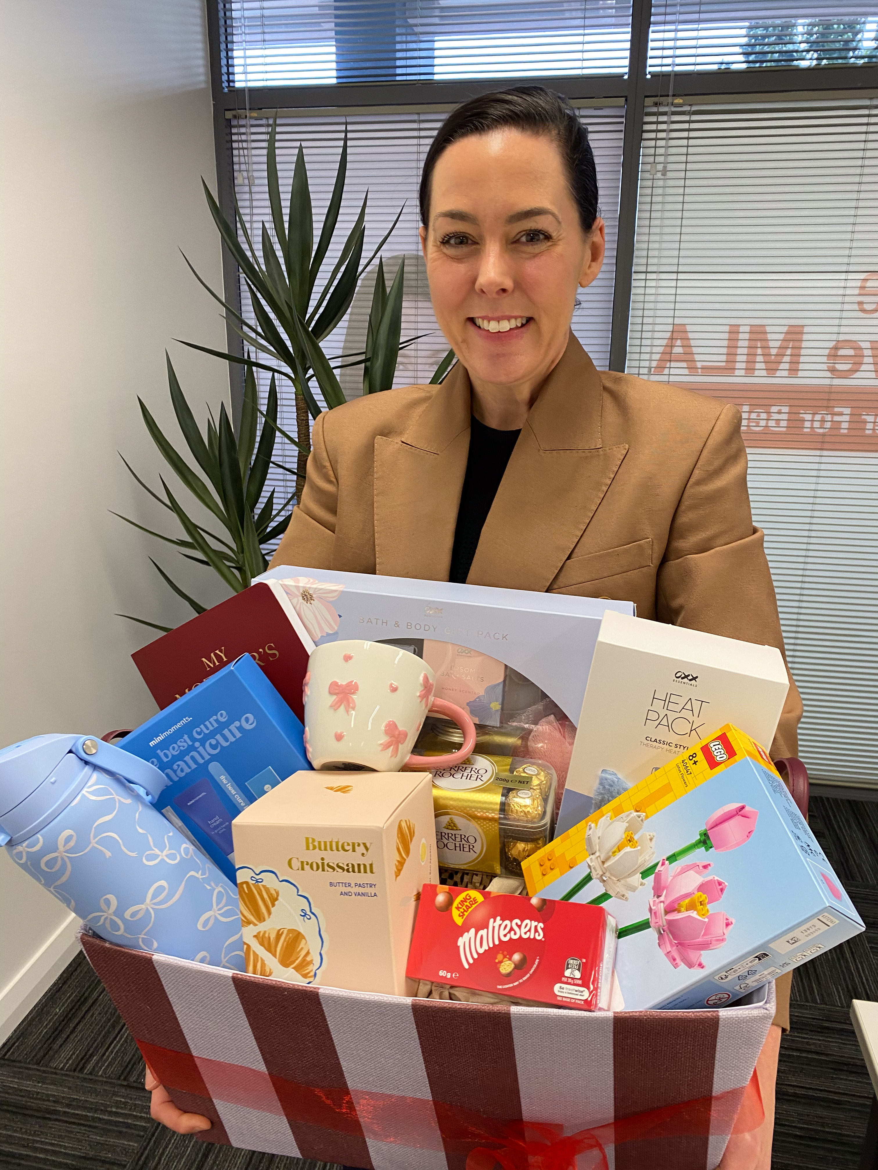 Cassie Rowe 2026 Mothers Day Giveaway